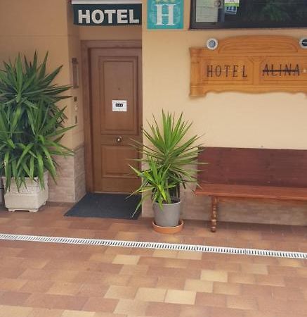 Hotel Alina 坎加斯德尔纳尔塞亚 外观 照片